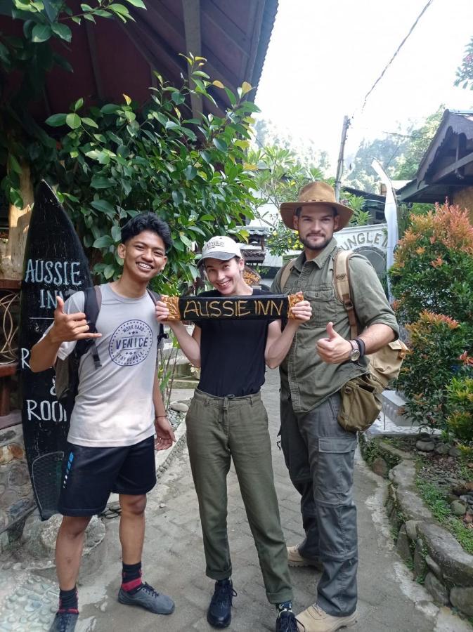 Aussie Inn Bukit Lawang Exterior foto
