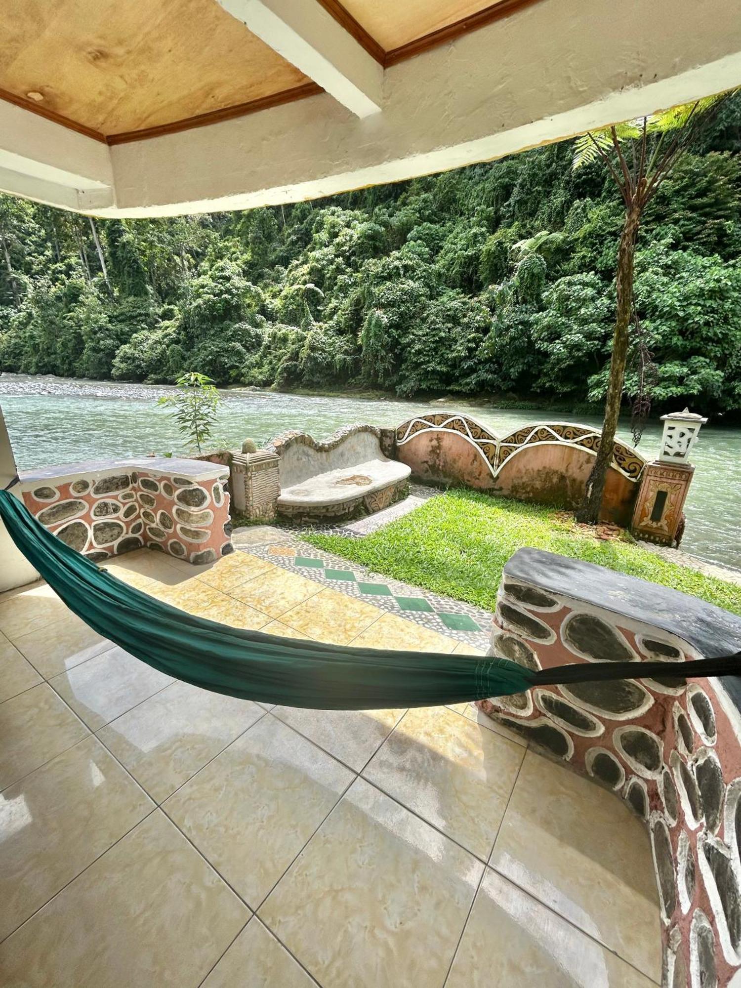 Aussie Inn Bukit Lawang Exterior foto
