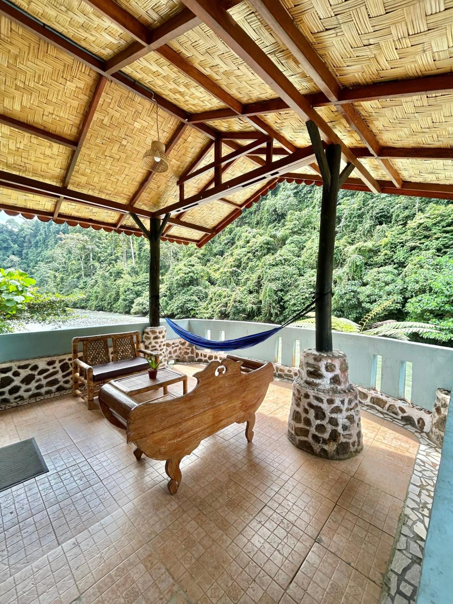Aussie Inn Bukit Lawang Exterior foto